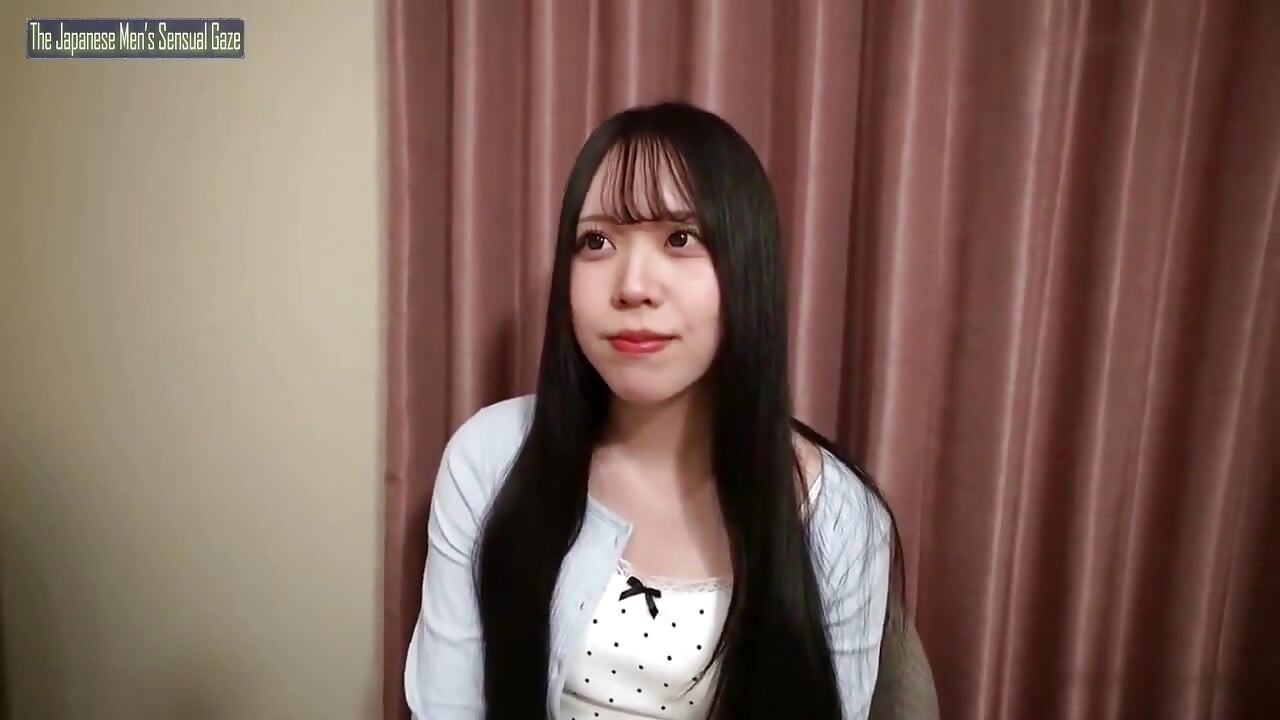 Si cantik rambut hitam - kenikmatan asli cewek ini dipamerin