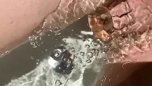 Lara без ванны