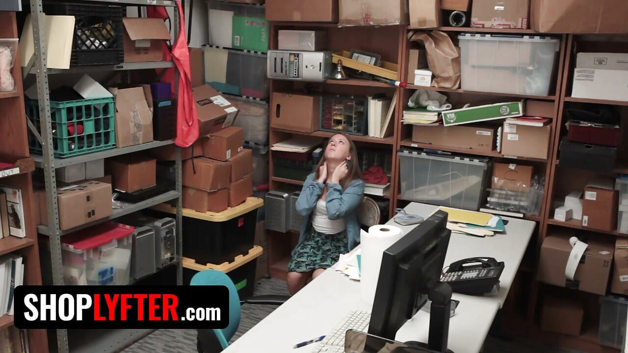 Shoplyfter - Pretty Petite Babe Brooke Bliss Bends Over the Officer's Desk and Spreads Her Legs