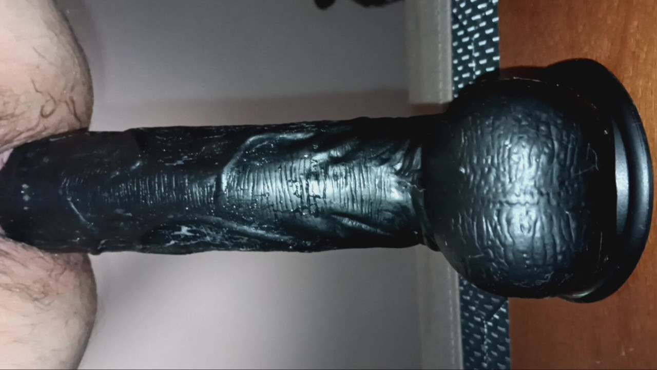 I dildo myself properly