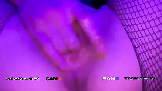 Webcam - adegan gadis webcam lagi asik muasin memeknya - close up - pov