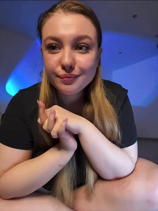Huge natural tits bouncing Anal plug in big ass doggystyle jucielussie