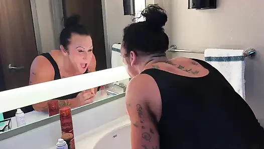 Kandylegs Behind the Scenes:worshipped by Cameraman