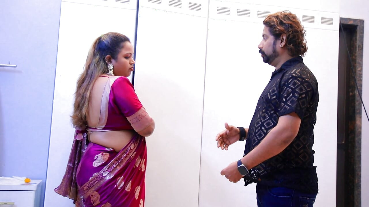 Akeli aurat kon dekhkar aadami ne chance mara