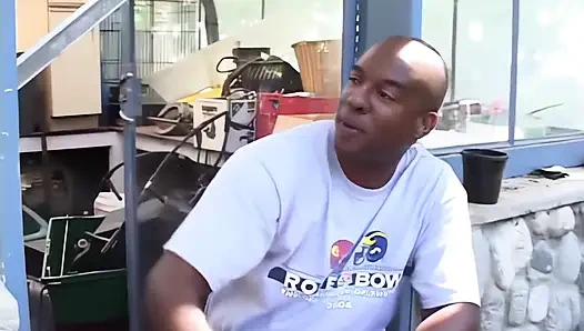 Siyah sürtük siyah canavar yarakla çığlık atıyor