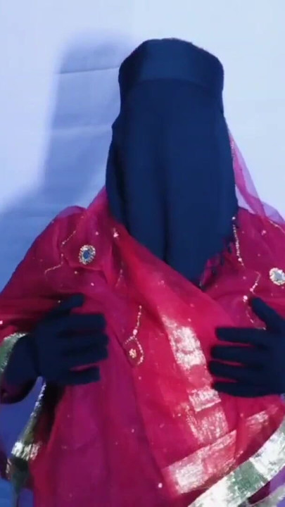 ฉันใช้เวลาทั้งคืนกับเพื่อนผัว คลิป 2