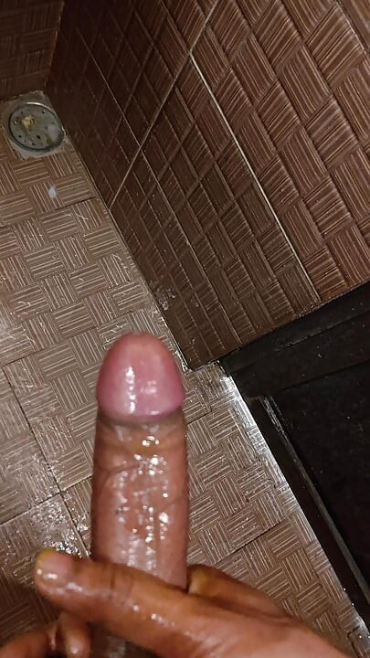 4k Indian hot boy in bathroom big dick