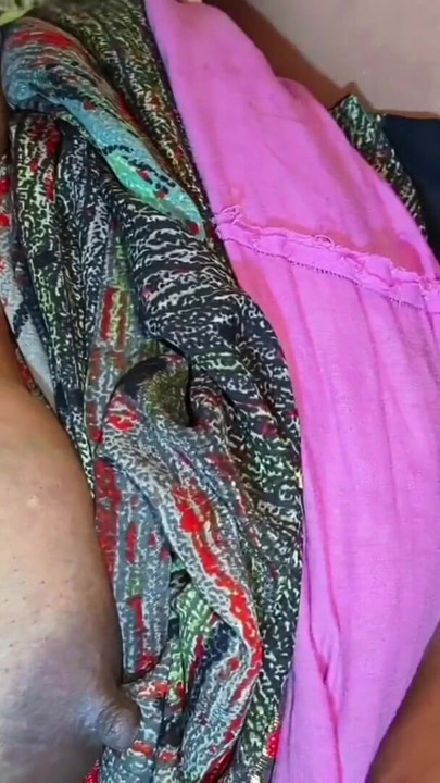 Pati ne apne patni ko romantic mood se chut ki chudai kiya  aur chut ka maza liya . Indian desi village hindi viral… | Clip 1