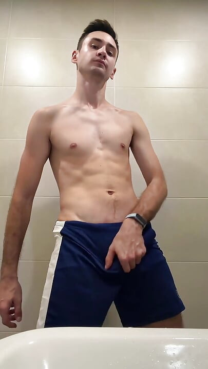 Post-workout Locker Room Stroke - Horny & Exploding