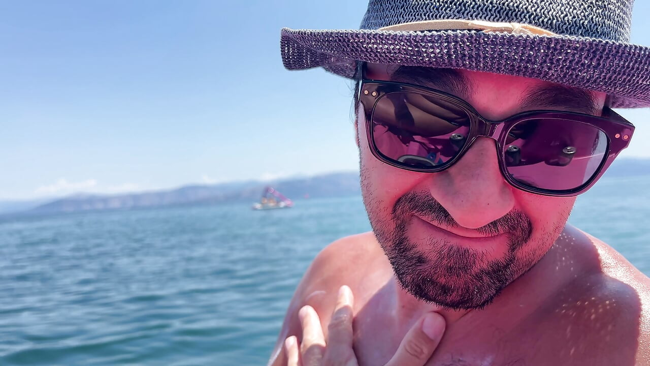 Public Exposure Risk Earl Smile Flashing My Cock On A Sea Pedal Boat
