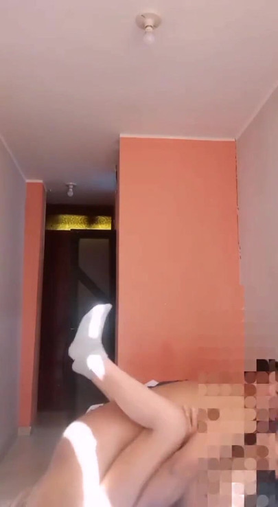 Trenutak padanja vili iz "Posle nekog vremena upoznao sam bivšu i uradili smo sve"