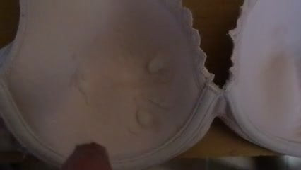cum in GFpink bra