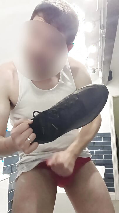 Λεκτικός εκπαιδευτής Scally Wank