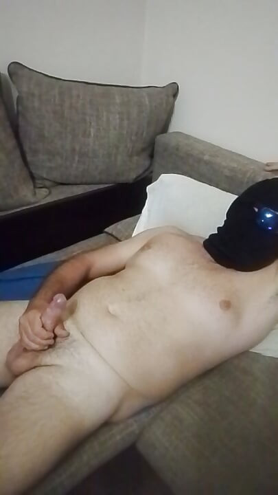 Se branler en regardant du porno