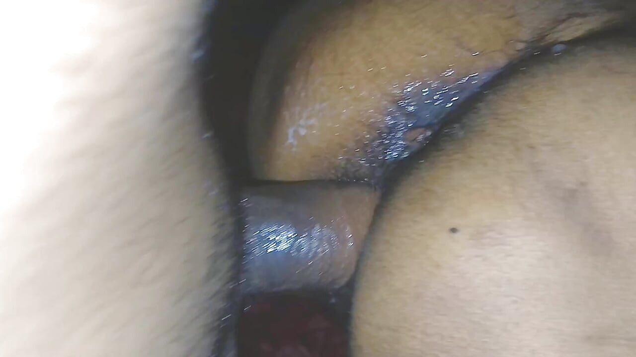 The woman was made into a canoe and rubbed and fucked and the water came out on the ass. given