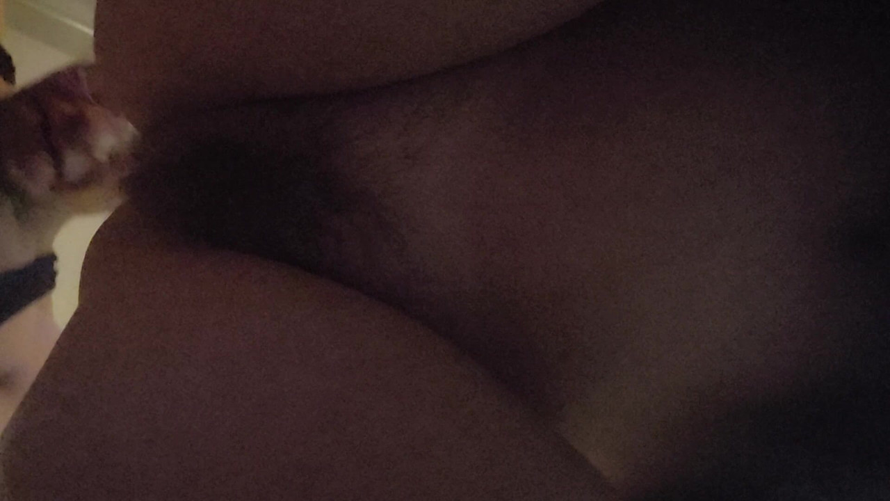 I love watching when I'm taking long strokes beautiful beautiful beautiful in that pussy