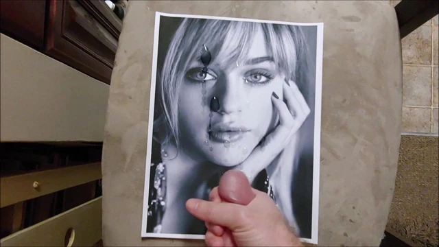 Joey King Cum Tribute 013