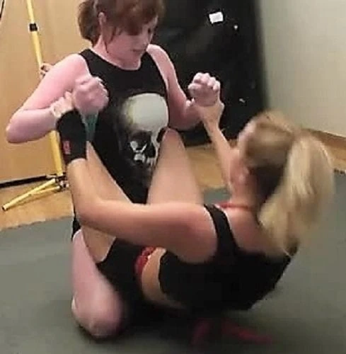 #51 Scissor Quest!  Ashley vs Catalina Female Wrestling