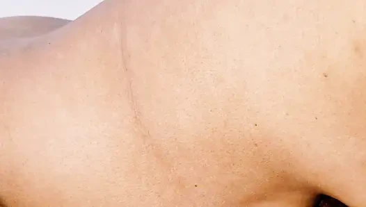 Fick mich hart. Stiefmutter und stiefsohn genießen den harten fick