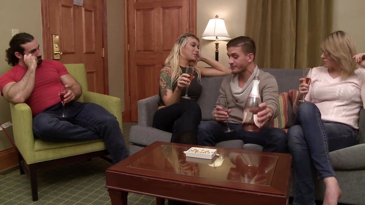 TS Blondiner har mere sjov scene 1_ts blondiner længes efter pik