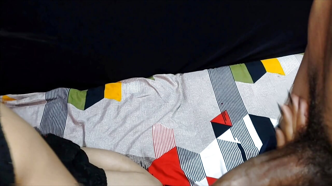 The father-in-law saw his young daughter-in-law fingering her