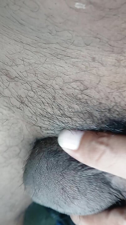 Mera bhi lund koi lega kya apni gaand ya chut ya mein