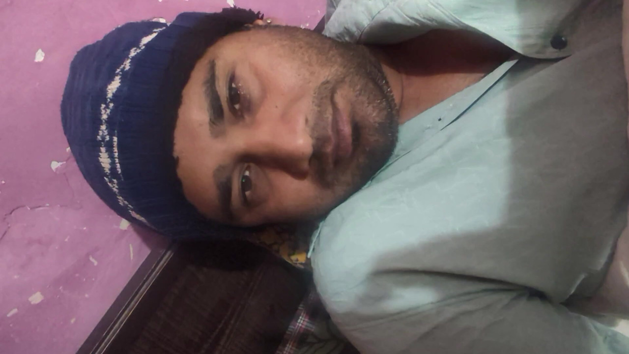 Indian boy like share comment