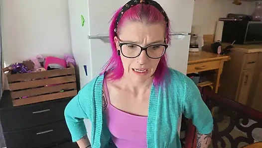 Мачеха находит неполноценность