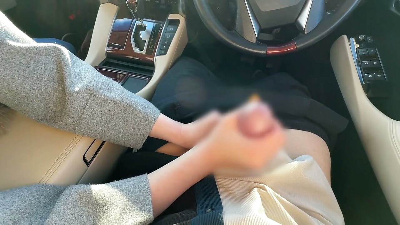 A Beautiful Married Woman Who Pleasures You with Her Hands and Mouth Even While at Work.