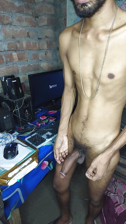 Masiram penis.