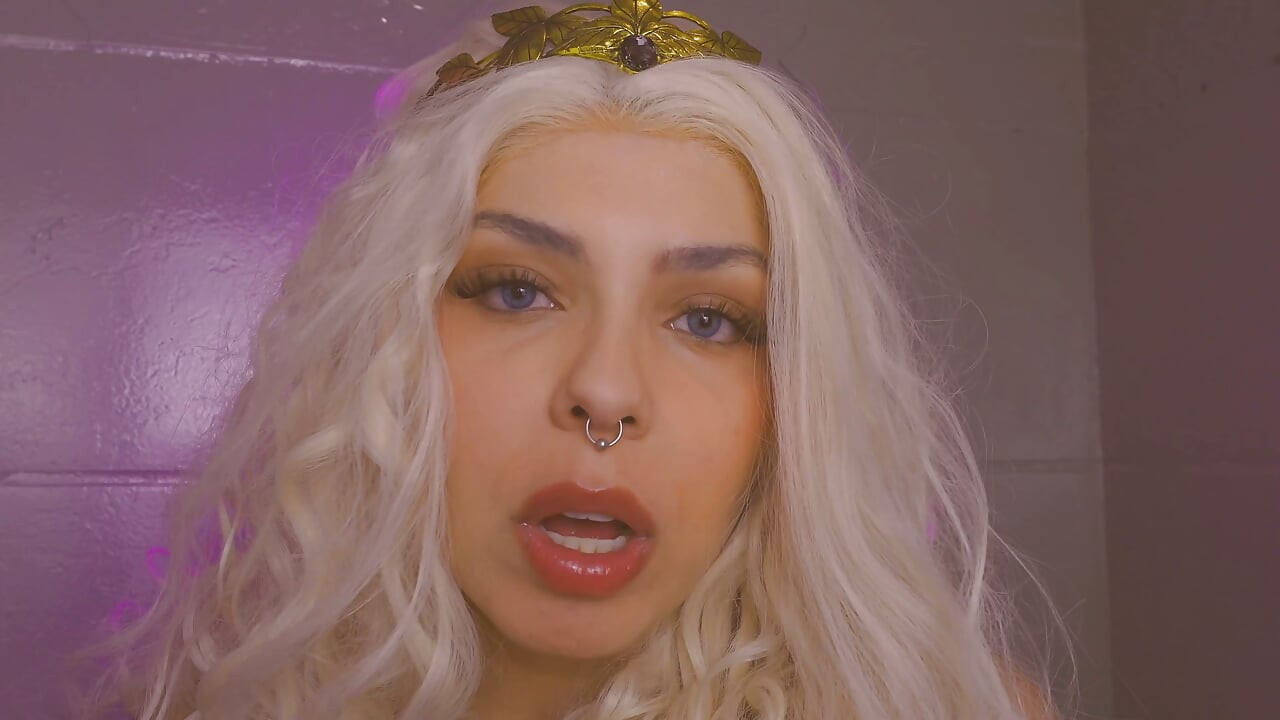 Entrenamiento de sissy: acepta tu nueva vida - Mamada en primer plano POV