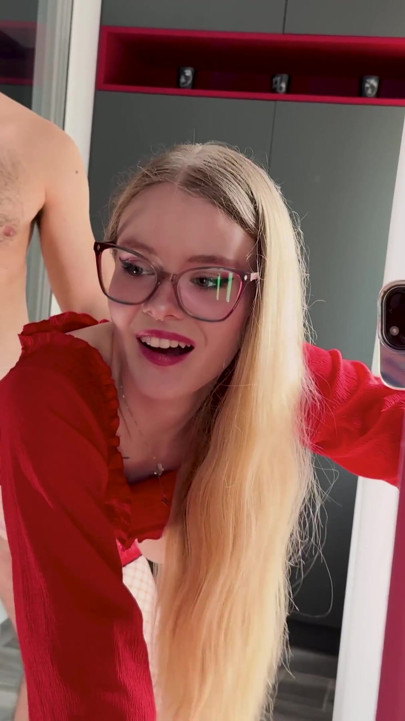 I found her being all foxy... so we had passionate sex in front of the mirror (POV) - Real Amateur Couple | Clip 2