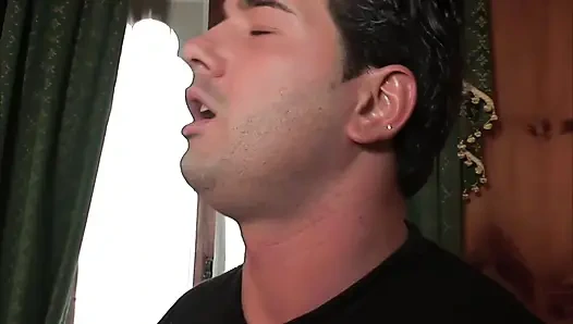 Anal Experience with a Nice Hard Cock for This Italian MILF