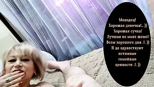 Pelacur dewasa, model webcam, mengisap kontol suaminya setelah sesi pribadi dengan orang asing.!. (27)