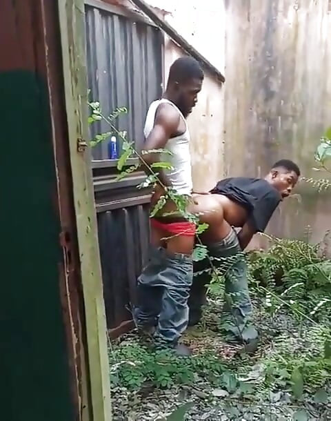 Me follé el estrecho mientras salimos