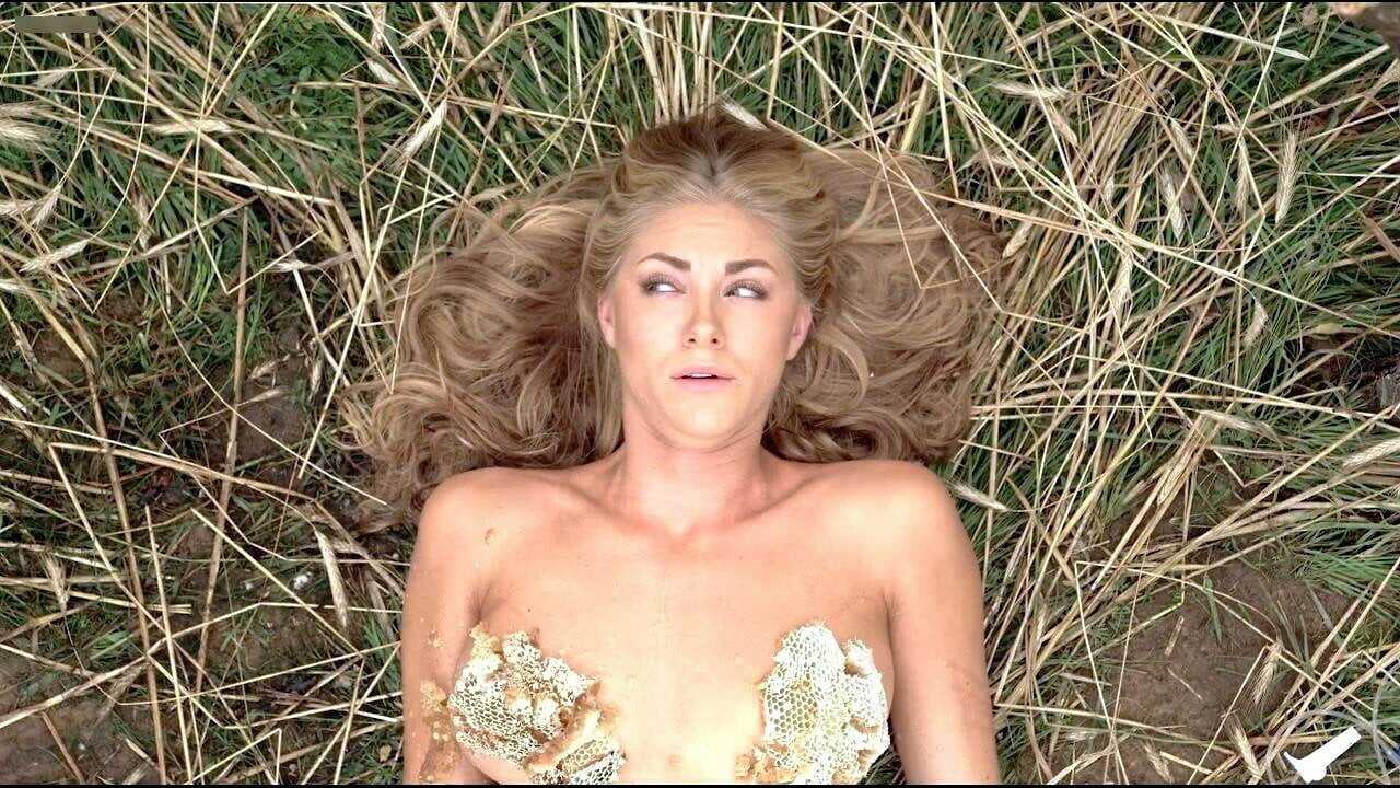 Jessica Sipos exposed nude