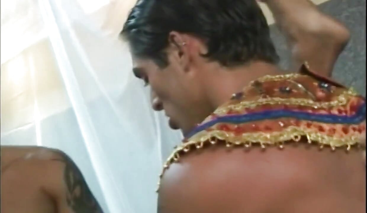 Muscular Hunks Bareback Passionately with Explosive Facial