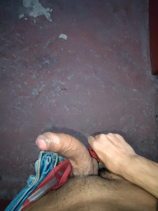 Jerking off, cum in last