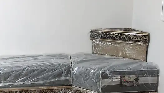Арабский муж-куколд в домашнем любительском видео