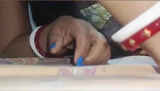 Indian Bengali housewife open her Saree in front office Boss and doing hard sex with boss