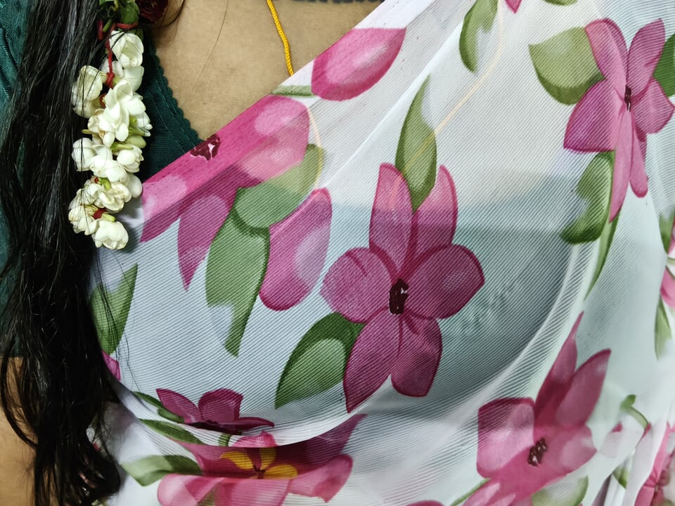 Καυτό σεξ στο σπίτι πολύ καυτό σώμα μεγάλο τσιμπήματα ωραίο πιπίλισμα καυτή θεία όμορφη πιπίλισμα στο κρεβάτι