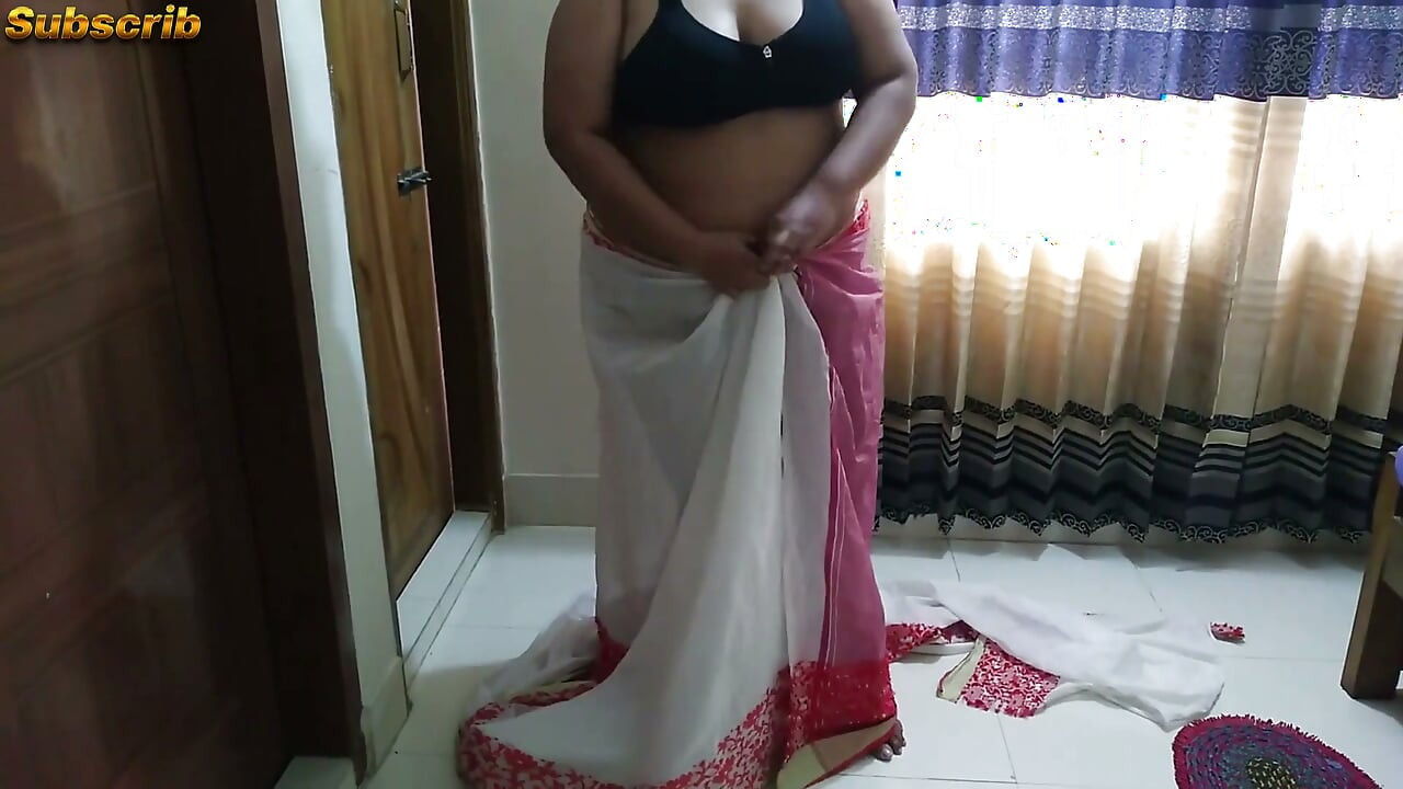 Tamil sexy viuda follada por un chico mientras usa sari - audio hindi