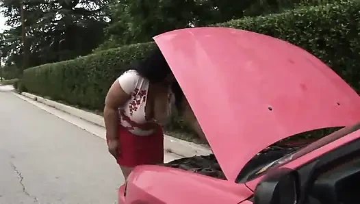 Gadis gemuk dan besar dengan toket besar dientot sama cowok kurus