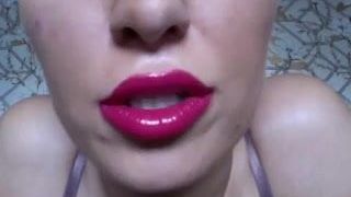 Incredible Lips JOI