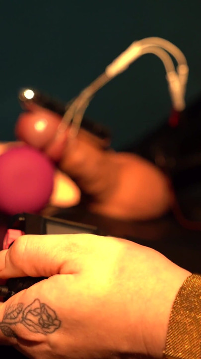 Edging in a Vacuumbed with Electro, Toys Combined with Some Hand Deepthoating and Loads of Spit.