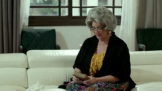 Wicked - sigara içen güneyli sarışın melody marks sert sikiliyor