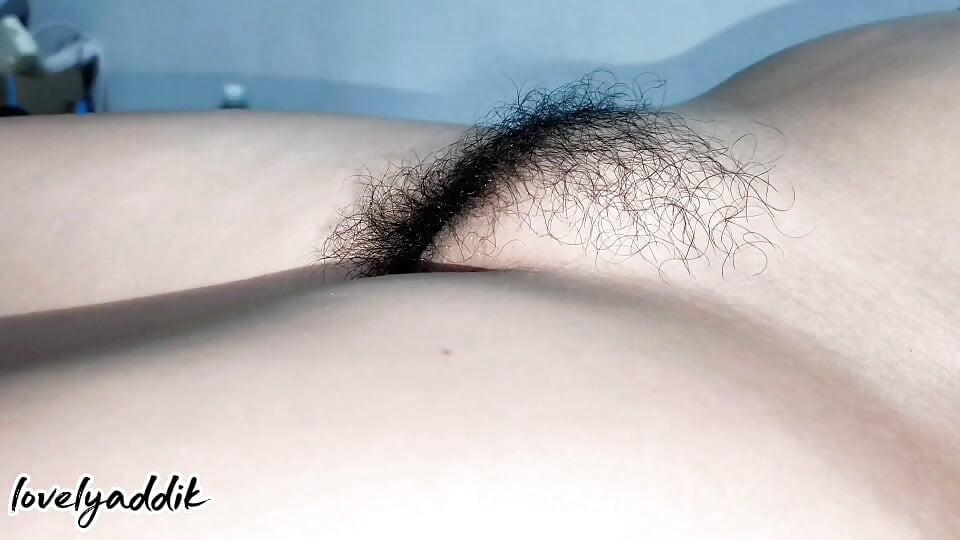 Mannen min ba meg om ikke å barbere den hårete fitta mi. Matambok