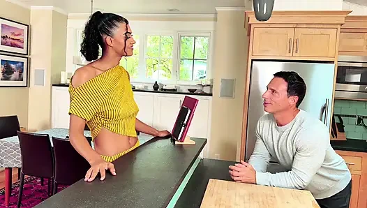 Growth Milk with Natasha Carter