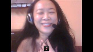 Lucy Chinese slet masturbeert met mij op cam sessie 3