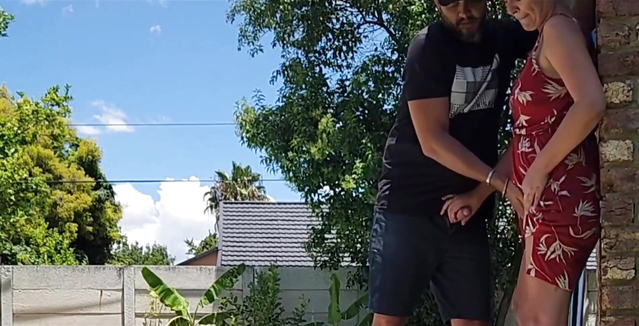 Outdoor Quickie Got Caught by a Neighbour Looking Over the Wall